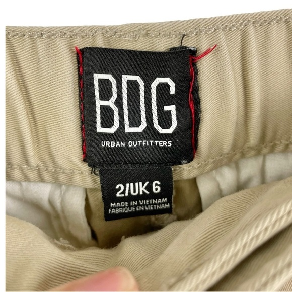 BDG Logan Tan Pleated High Waist Wide Leg Khaki Pants Size 2 - Picture 8 of 9